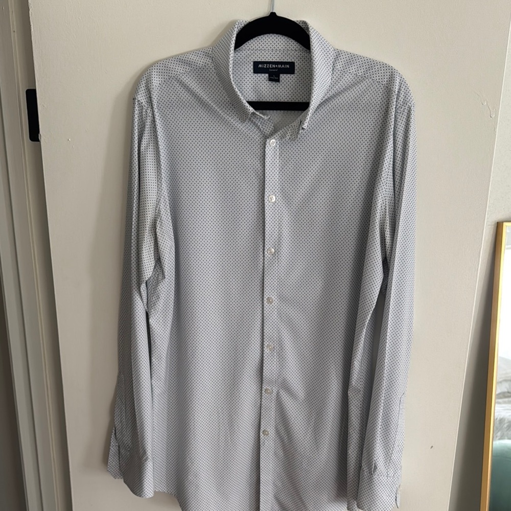Mizzen+Main Blue and White Dress Shirt Tailored Fit